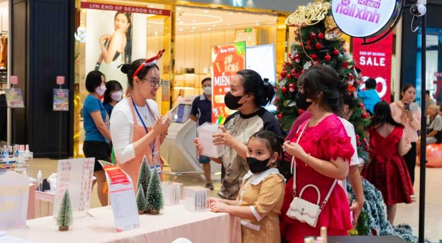 Aeon mall bình tân x yabe vietnam: christmas nail art event