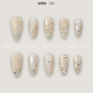 Press on nails trendy white 1125