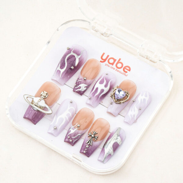 Press on nails shinny purple 1564