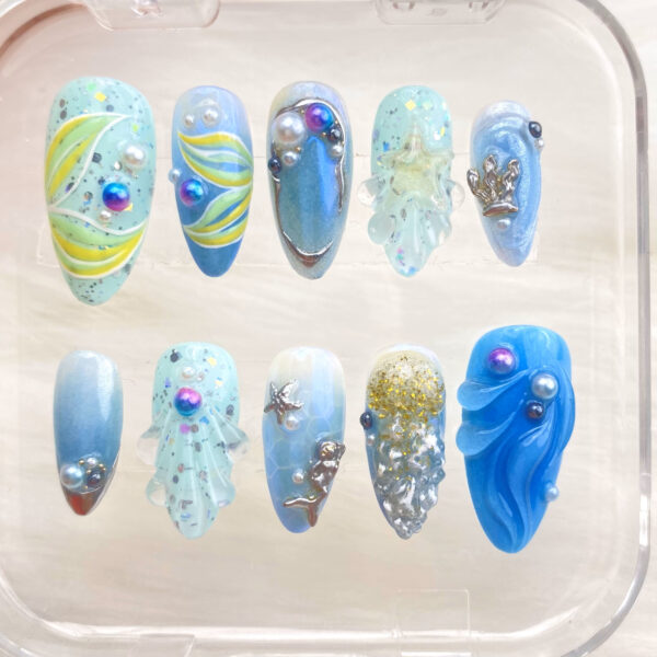 Ocean enchant splash press on nails