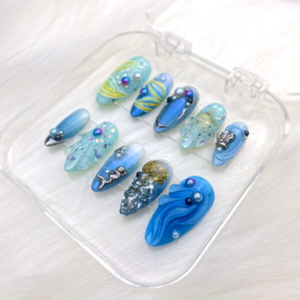 Ocean enchant splash press on nails