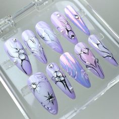 Top 10 stunning spring nail colors to try in 2025 for a fresh new look