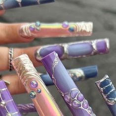 Top 10 stunning spring nail colors to try in 2025 for a fresh new look