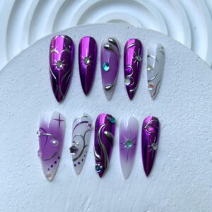 Top 10 stunning spring nail colors to try in 2025 for a fresh new look