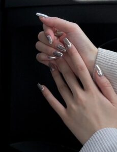 Top 10 press-on nail styles loved by vietnamese millennials and gen z