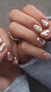 Top 10 press-on nail styles loved by vietnamese millennials and gen z
