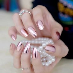 Top 10 press-on nail styles loved by vietnamese millennials and gen z