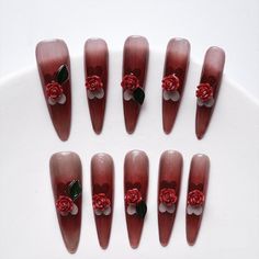 Top 10 press-on nail styles loved by vietnamese millennials and gen z