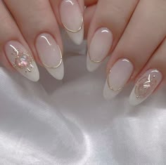 Top 10 press-on nail styles loved by vietnamese millennials and gen z