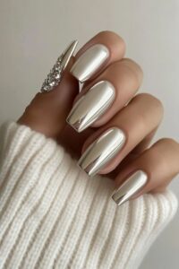 Top 10 press-on nail styles loved by vietnamese millennials and gen z