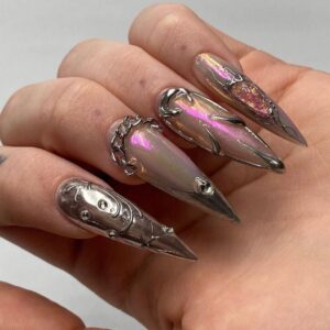 Top 10 press-on nail styles loved by vietnamese millennials and gen z