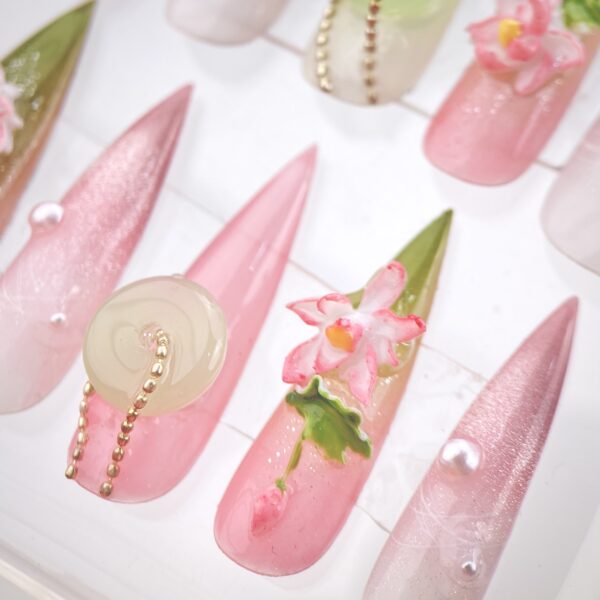 Jade lotus blossom press on nails