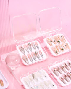 Valentine press on nails: ombré romance for every love story