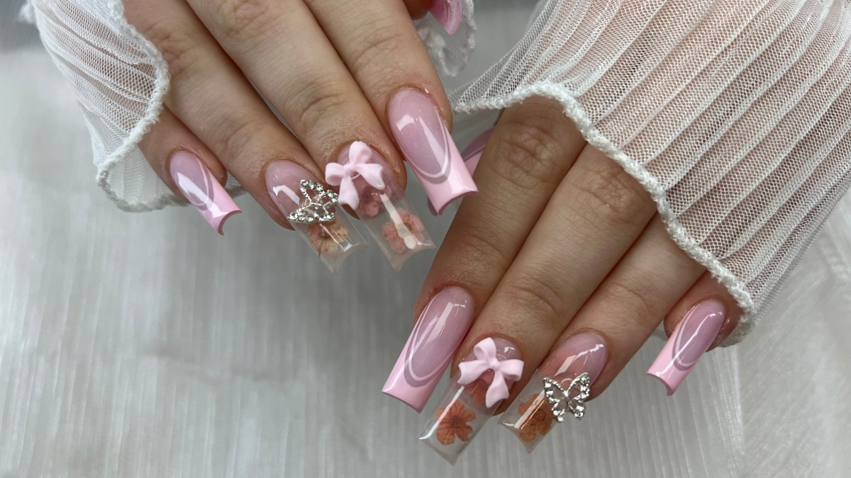 Stunning pink nails 2025 trends you’ll fall in love with