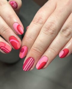 Stunning pink nails 2025 trends you’ll fall in love with