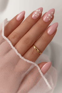 Stunning pink nails 2025 trends you’ll fall in love with