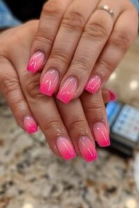 Stunning pink nails 2025 trends you’ll fall in love with