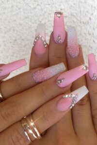 Stunning pink nails 2025 trends you’ll fall in love with