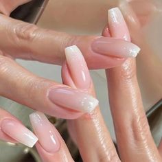 Stunning pink nails 2025 trends you’ll fall in love with