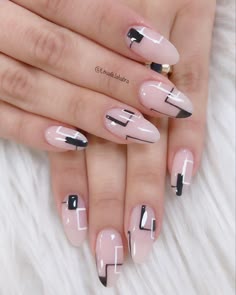Stunning pink nails 2025 trends you’ll fall in love with