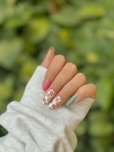 Stunning pink nails 2025 trends you’ll fall in love with