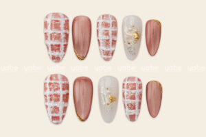 Adorable christmas press-on nails ideas